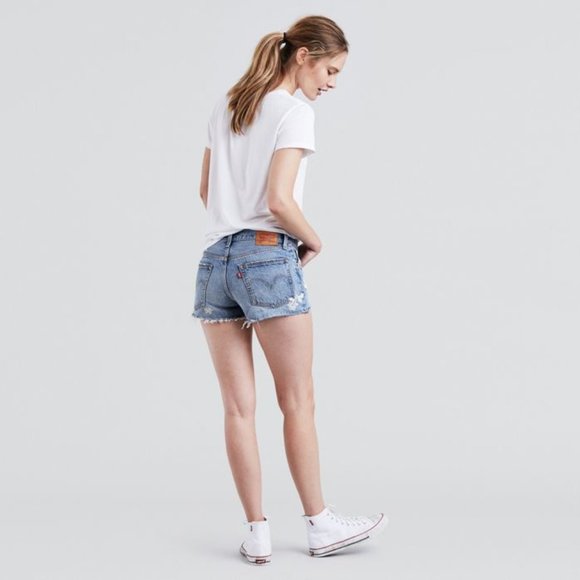 Levi’s 501 Floral Embroidered Shorts - Picture 3 of 6